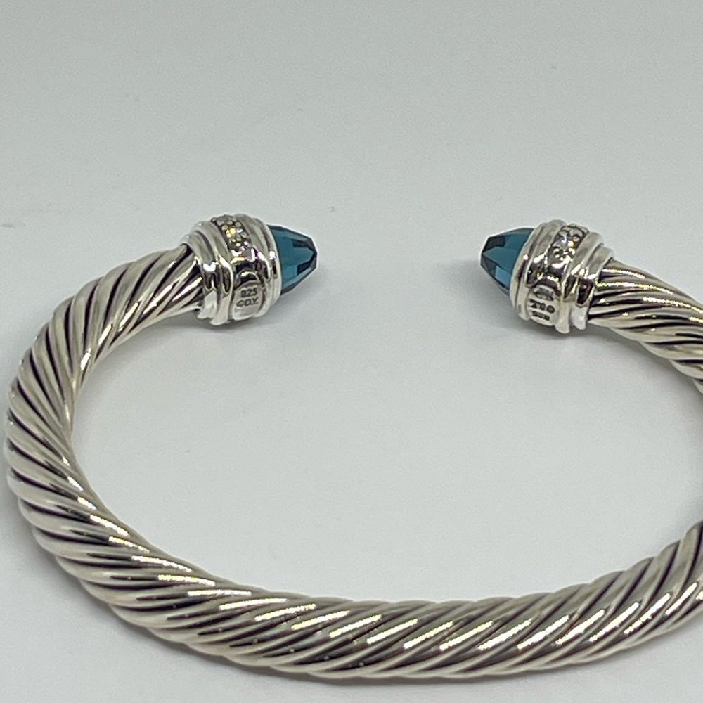 David Yurman Bracelet Sterling Silver with Hampton Blue Topaz and Diamonds, 7mm - Picture 5 of 10
